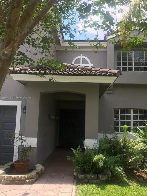 16546 Sw 103rd Ln, Miami, FL, 33196-1084 | Card Image
