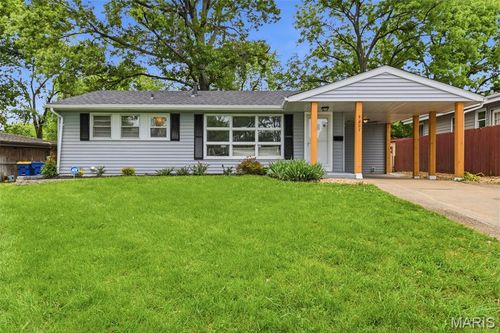 9607 Harold Dr, Saint Louis, MO, 63134-4214 | Card Image