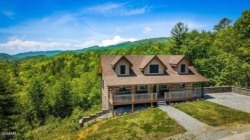 335 Hawken Dr, Walland, TN, 37886 | Card Image