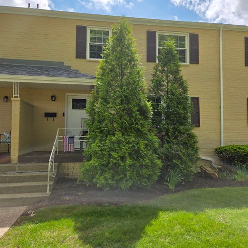 102 Raleigh Ct, Pittsburgh, PA, 15237-2534 | Card Image