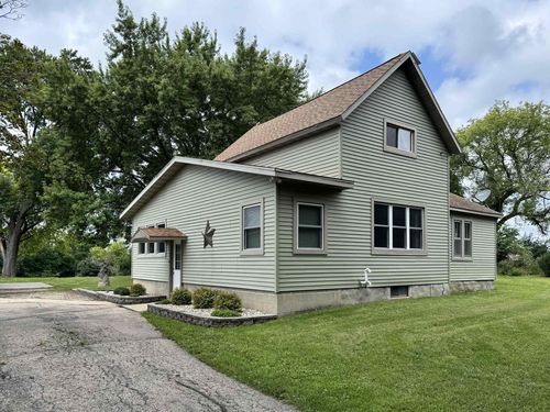 N5889 S Crystal Lake Road, Beaver Dam, WI, 53916 | Card Image
