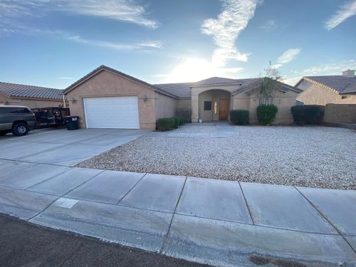 11290 S Avenida La Primera, Yuma, AZ, 85367-4925 | Card Image