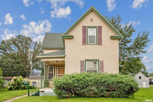 3711 Pearl Ave, Davenport, IA, 52802-2531 | Card Image