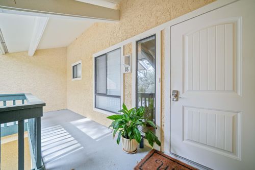 unit-18-300 Yacht Club Dr, Niceville, FL, 32578-7129 | Card Image