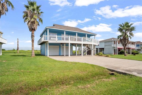 3189 Castle Dr, Crystal Beach, TX, 77650 | Card Image