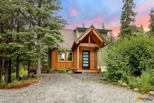 12121 Ginami St, Anchorage, AK, 99516-2552 | Card Image