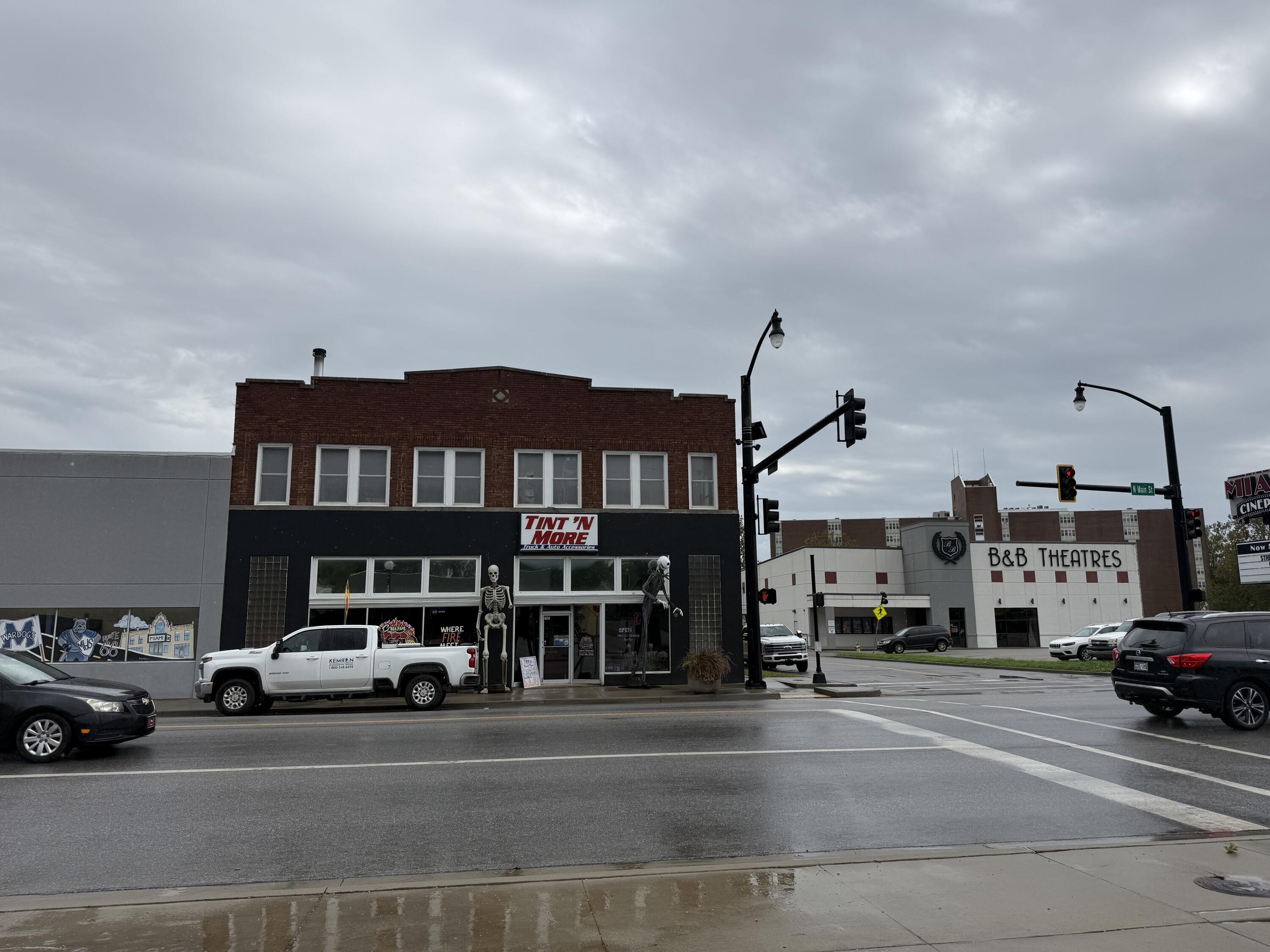 300 N Main St, Miami, OK 74354