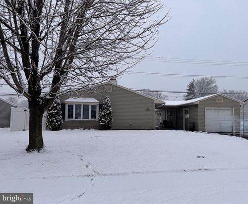 59 Graystone Ln, LEVITTOWN, PA, 19055-1911 | Card Image