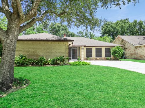 2819 Poplar Creek Ln, Pearland, TX, 77584-2012 | Card Image