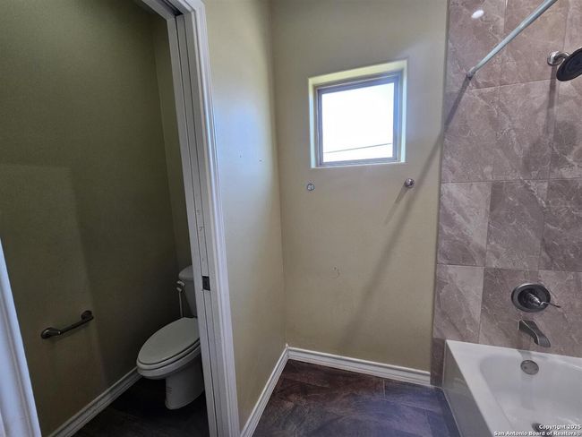 110 N Tejas Ave, House other with 3 bedrooms, 3 bathrooms and null parking in Encinal TX | Image 14