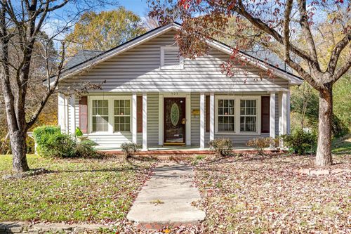 505 N Chestnut St, Gastonia, NC, 28054-3130 | Card Image