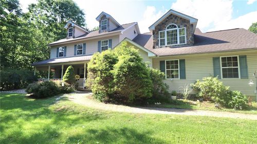 128 Frantz Rd, KUNKLETOWN, PA, 18058-8048 | Card Image