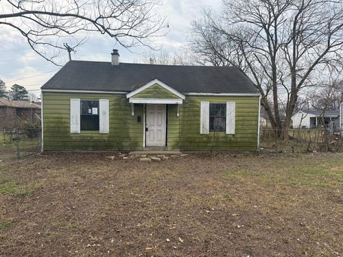 427 W Brooks Rd, Memphis, TN, 38109-2748 | Card Image