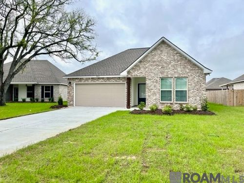 9958 Stratford Dr, Denham Springs, LA, 70726-6456 | Card Image