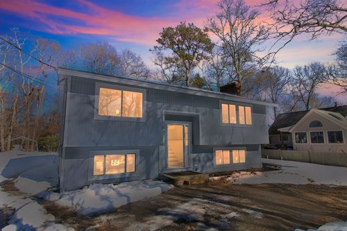 185 Wheeler Rd, Mashpee, MA, 02649-4343 | Card Image