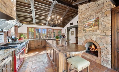 35035 N Whileaway Rd, Carefree, AZ, 85377-4049 | Card Image