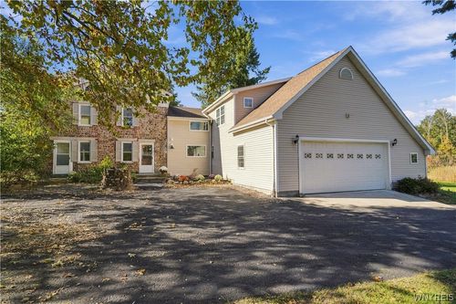 15545 Ridge Rd W, Kent, NY, 14477-9742 | Card Image