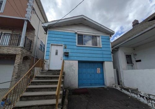 1437 Gehr Pl, North Bergen, NJ, 07047-2513 | Card Image