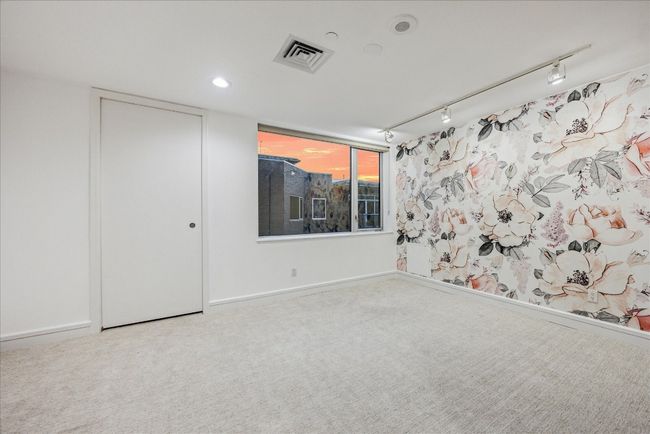 APT-401 - 901 W 9 Th St, Condo with 3 bedrooms, 2 bathrooms and null parking in Austin TX | Image 17