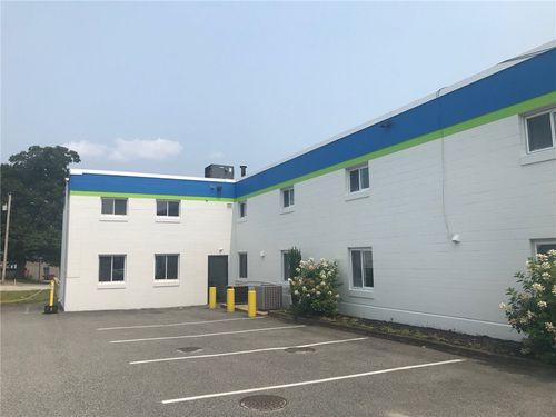 166 Lavan St, Warwick, RI, 02888-1059 | Card Image