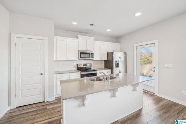 400 Ridgeview Cir, House other with 3 bedrooms, 2 bathrooms and null parking in JEMISON AL | Image 12