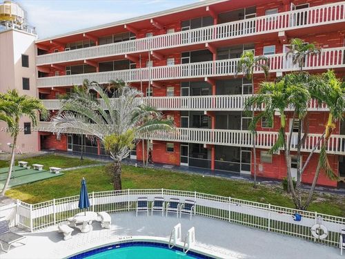 apt-15b-180 Ne 12th Ave, Hallandale Beach, FL, 33009-4550 | Card Image