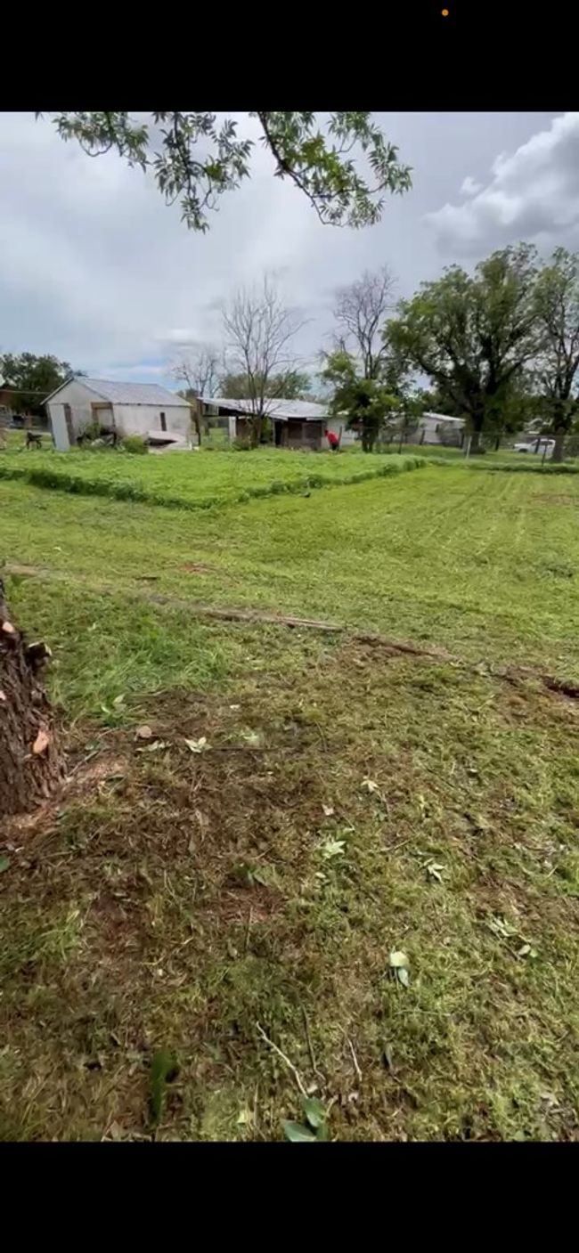 108 Yantis St, House other with 2 bedrooms, 2 bathrooms and null parking in Sweetwater TX | Image 11