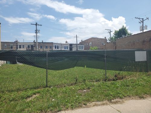 3843 Giles Ave, Chicago, IL, 60653-1703 | Card Image