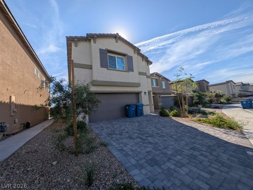 5658 Mesa Sedona St, North Las Vegas, NV, 89081-5661 | Card Image