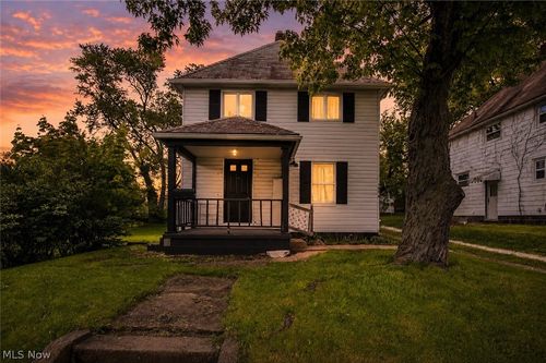1424 S Liberty Ave, Alliance, OH, 44601-4232 | Card Image