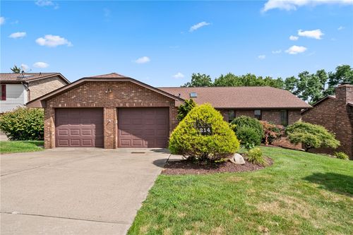 214 Joseph Dr, Canonsburg, PA, 15317-1810 | Card Image