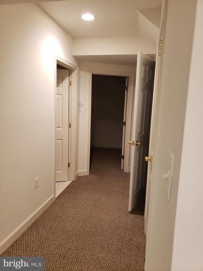 9426 Silver Meteor Ct, Townhouse with 3 bedrooms, 4 bathrooms and null parking in MANASSAS PARK VA | Image 56