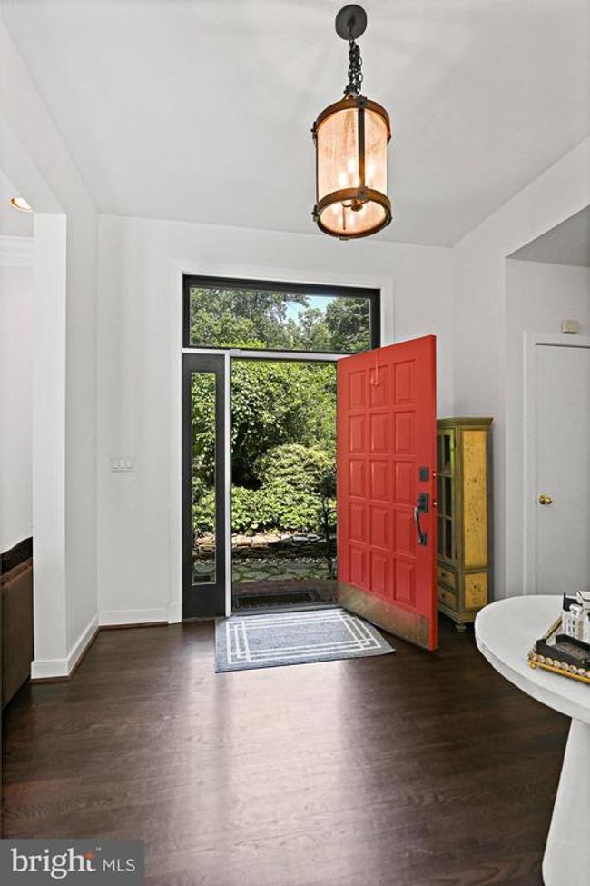 11101 Elmview Pl, House other with 5 bedrooms, 5 bathrooms and null parking in GREAT FALLS VA | Image 4