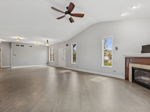 13828 W Crescenzo Dr, Manhattan, IL, 60442-4000 | Card Image