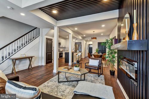 3202 Piedmont Ave, BALTIMORE, MD, 21216-1932 | Card Image