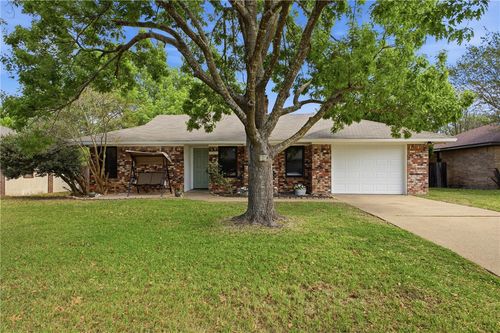 3303 Wildrye Dr, College Station, TX, 77845-5943 | Card Image