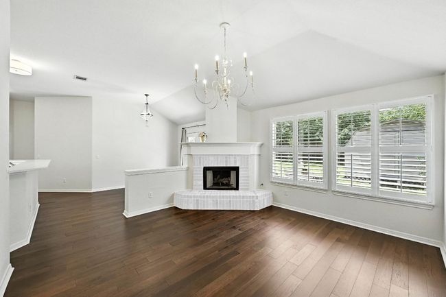 6428 Clay Allison Pass, House other with 3 bedrooms, 2 bathrooms and 4 parking in Austin TX | Image 7