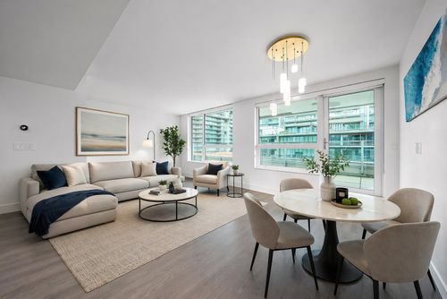 611-6900 Pearson Way, Richmond, BC, V7C0C9 | Card Image