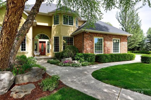 536 W Bogus View Dr, Eagle, ID, 83616-5872 | Card Image