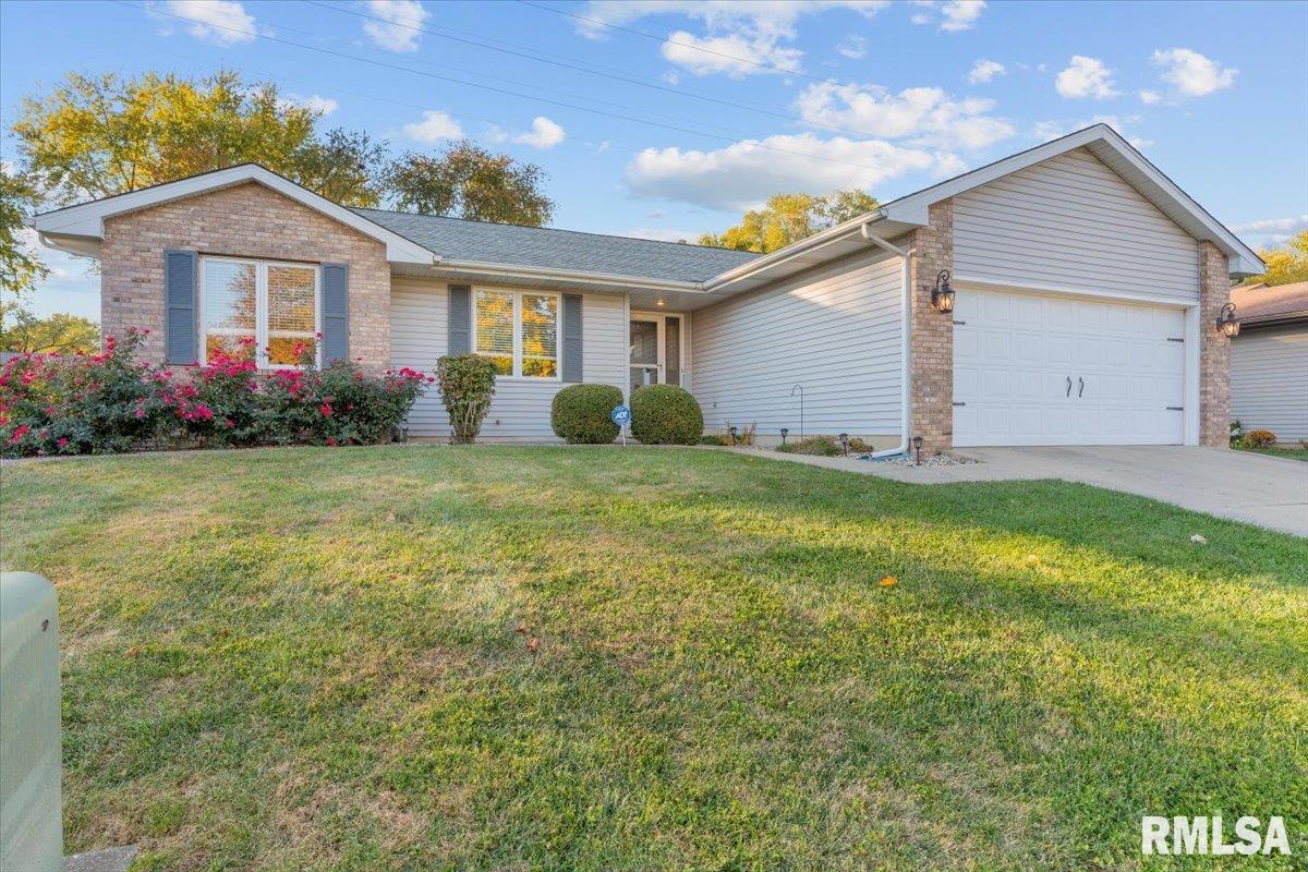 3113 Superior Drive, For Sale in Springfield Zoocasa