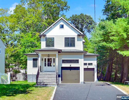 25 Wardell Rd, Livingston, NJ, 07039-4422 | Card Image