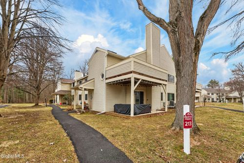 213 Grenadier Ct, Halfmoon, NY, 12065-6545 | Card Image