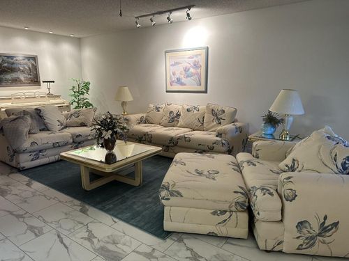 14606 Lucy Dr, DELRAY BEACH, FL, 33484-8527 | Card Image