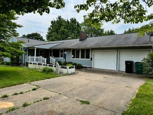 1182 Dalton Dr, Painesville, OH, 44077-5264 | Card Image