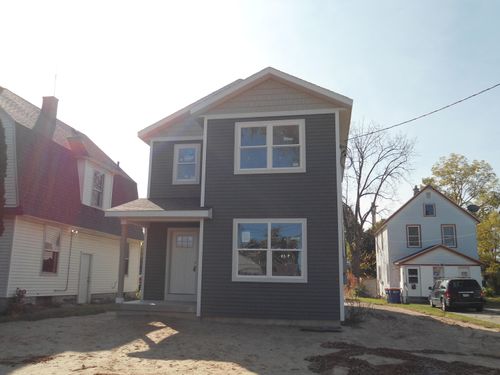 108 La Belle St Se, Grand Rapids, MI, 49507-1754 | Card Image