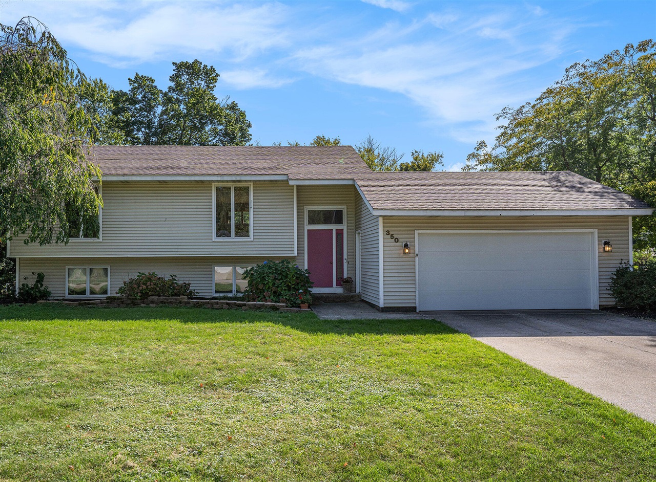 26th St, Holland, MI 49423