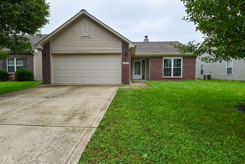2273 Bridlewood Dr, Franklin, IN, 46131-6926 | Card Image