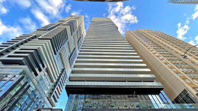 4301 - 15 Grenville St, Condo with 1 bedrooms, 1 bathrooms and null parking in Toronto ON | Image 1