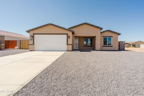 10199 W Bradshaw Dr, Arizona City, AZ, 85123-8519 | Card Image