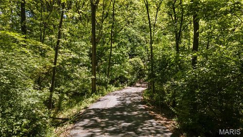1504 Kehrs Mill Rd, Chesterfield, MO, 63005-4311 | Card Image